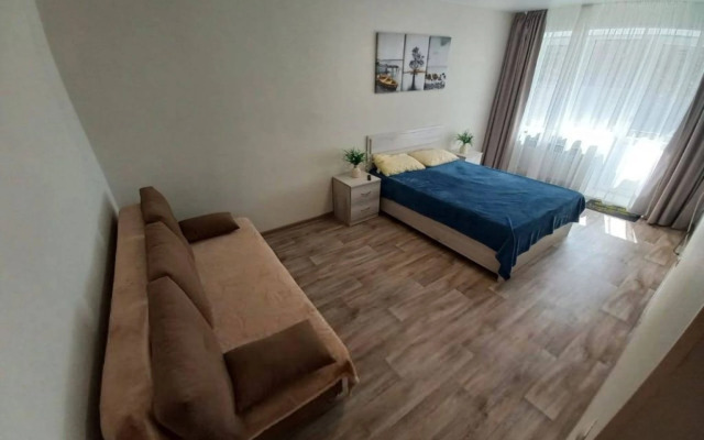 Na Ulitse Bashidze 8 Flat