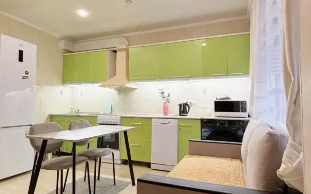 Na Tsvetochnoy 44/3 Apartments