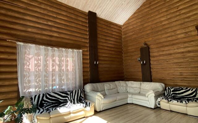 Дом Уютный в Абзаково