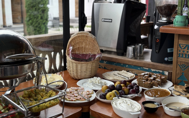 Resort Motives Inn Dilijan