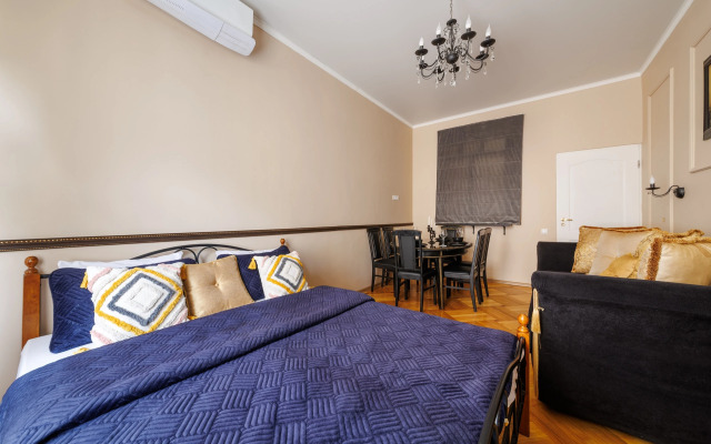 Апартаменты Лофт у Площади Восстания 2 спальни