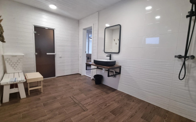 Yezhik Private House