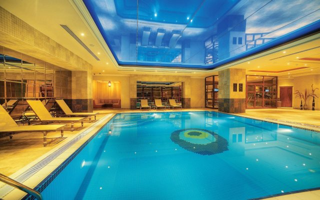 Elite World Comfy Taksim