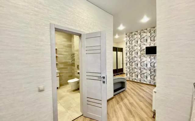 Svetlay ryadom akvaparkom Rivyera Flat