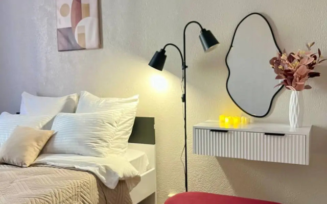 Na Ulitse Krasnokazachyya 84 Flat