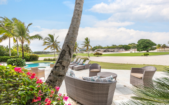 Eden Roc Beach Villa