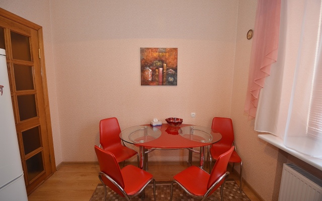 Apartment in the city center on Sobornaya 2