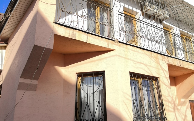 Dom Na Sadovoj 30-A Guest House