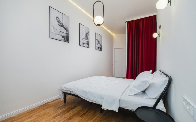 Квартира трёхкомнатная с джакузи в Историческом центре