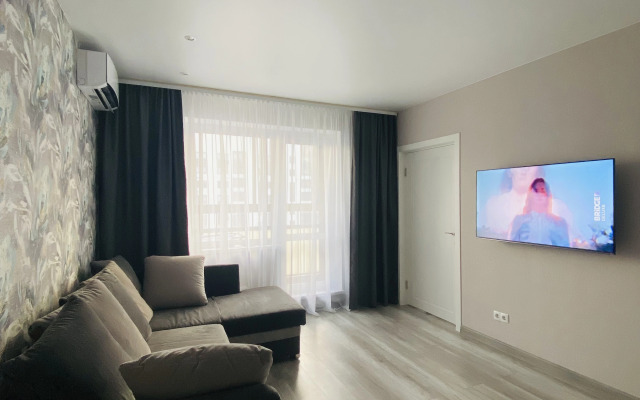 Dlya Semyi S Panoramnym Vidom Flat