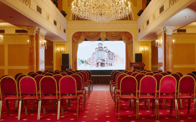 Отель Гранд Отель Эмеральд