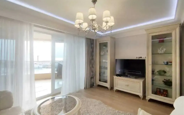 Nesebrskaya 14 Flat