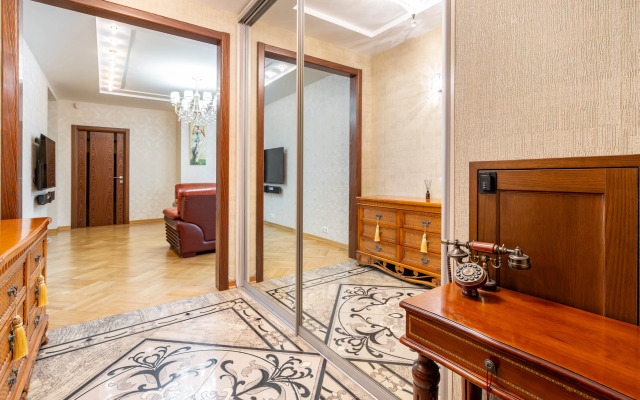 Квартира KeysSpb на Нейшлотском