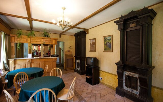 Guest house Zagorodny Klub "aut"