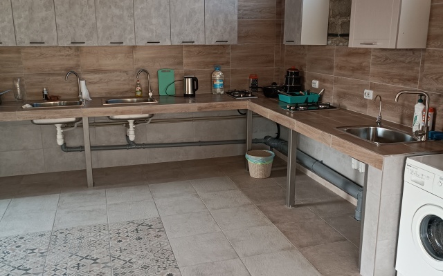 Avrora Guest house