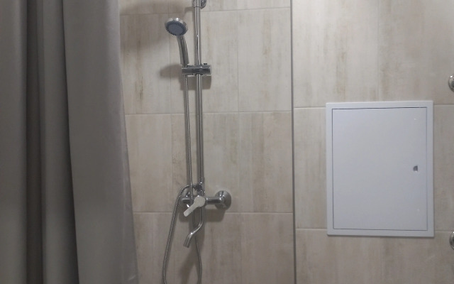S Konditsionerom Ryadom S Metro Flat