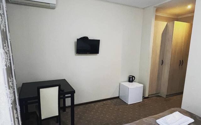 Отель Hotel Ciskari