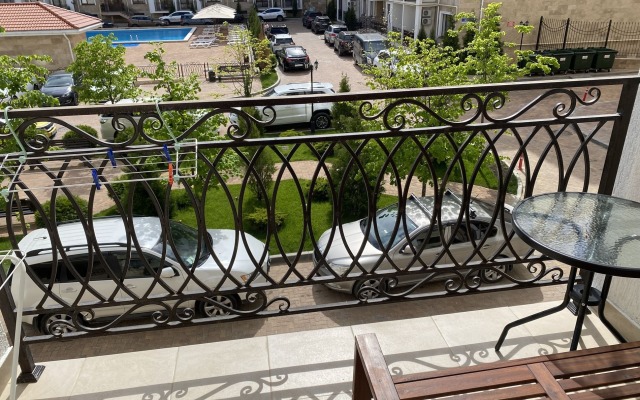 Апартаменты 238 Мира 44лит4