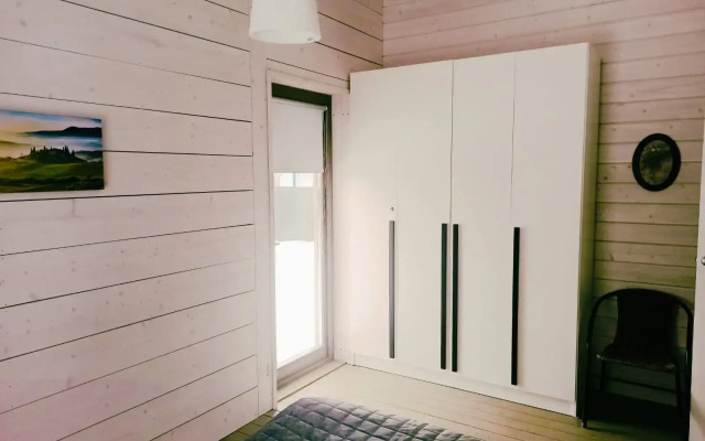 Dubldom U Lesa Private house