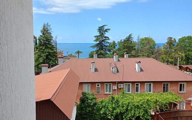 Aelo Guest House