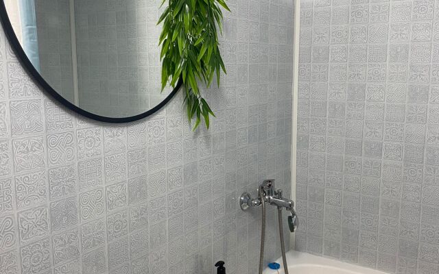 Apartamanety u poyuschikh fontanov Flat