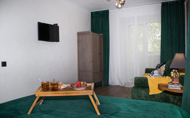 Dizaynerskaya Na Lenina 85b Flat