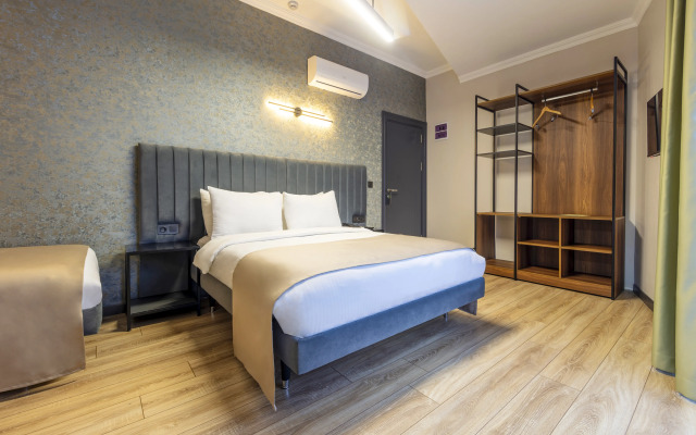Lenora Airport Hotel