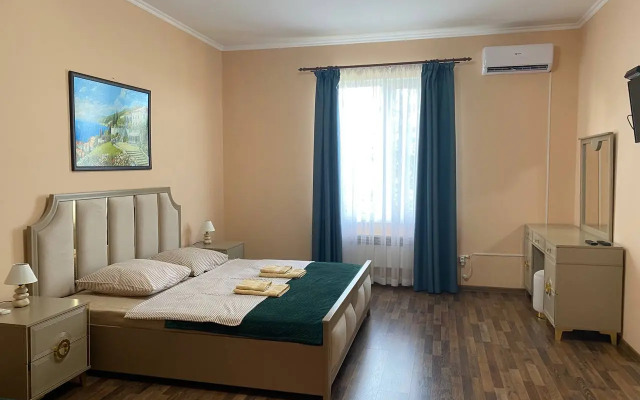 Dom pod Klyuch v Gagre Private House