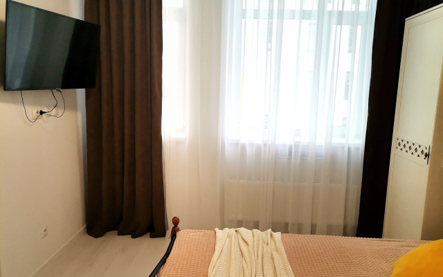 Квартира Трехкомнатная Просторная