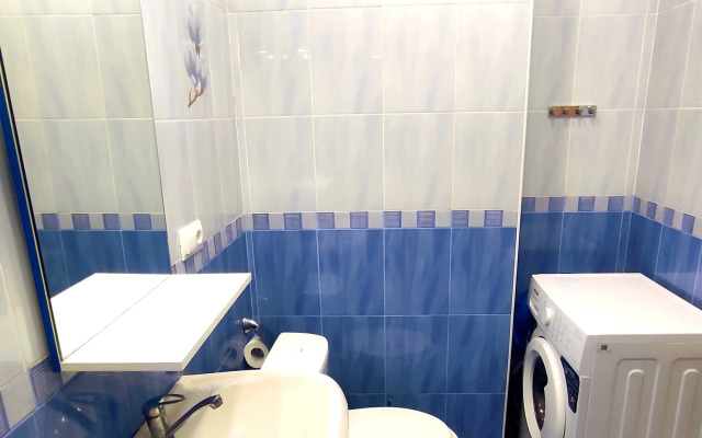 Uyutnaya Kvartira Ul.troitskaya, 33 Flat