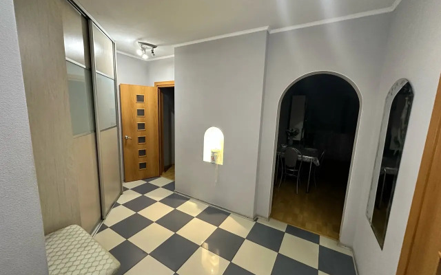 Marshala Zhukova 6 Okolo Lesa Flat