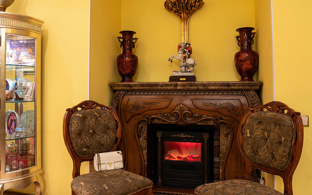 Azhur Classic Mini-Hotel