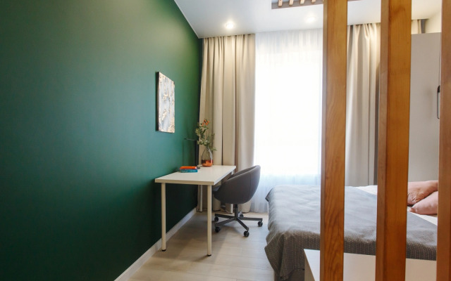 Uluchshennye s Krovatyu i Divanom v Istoricheskom Centre 37m Apartments