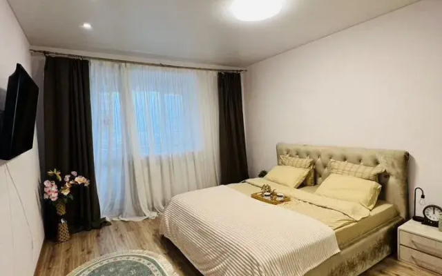 Квартира на Мелик-Карамова 4