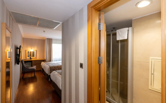 Crestium Hotel Prime Square