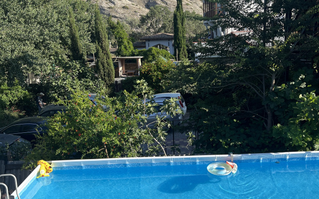 Zeleny Ostrov Sudak Guest house