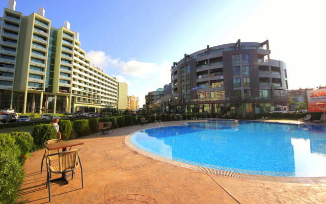 Sunny Beach Plaza - Menada Apart-Hotel