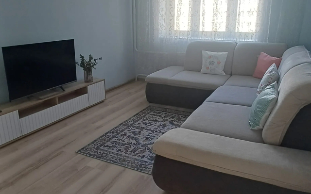 Квартира Просторная, уютная двухкомнатная