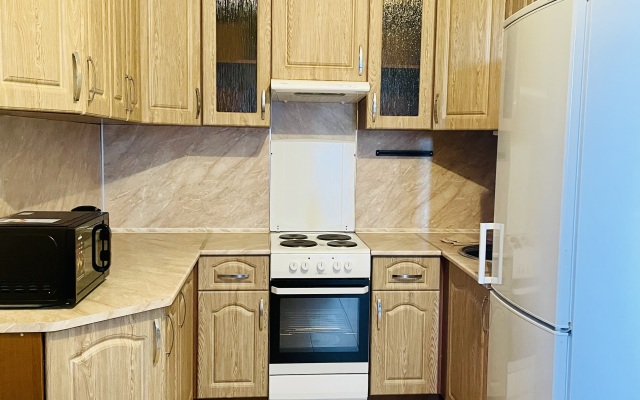 Квартира Уютная евродвушка около метро и разводным мостом