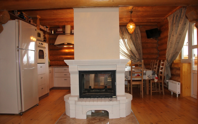 Частный дом коттедж с пятью комфортабельными спальнями