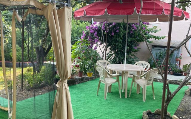 Tikhoye Mesto Linariya Guest house