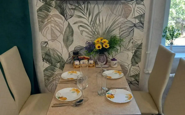 Ayda K Regine (lazo 21a) Flat