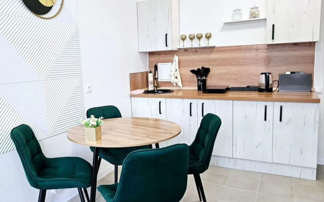 Na ulitse Gorodskoy Val 15k2 Flat