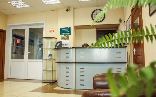 Adamas Hotel