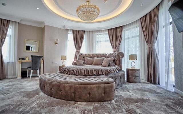 Royal Samarkand Hotel