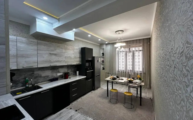 S Udobnym Raspolozheniem Flat