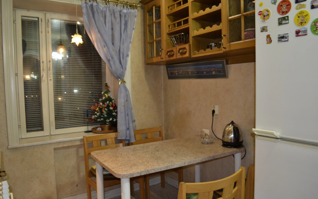 Dvukhkomnatnaya S Saunoy I Balkonom Flat