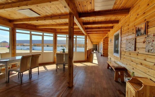 Novaya Volna Guest House