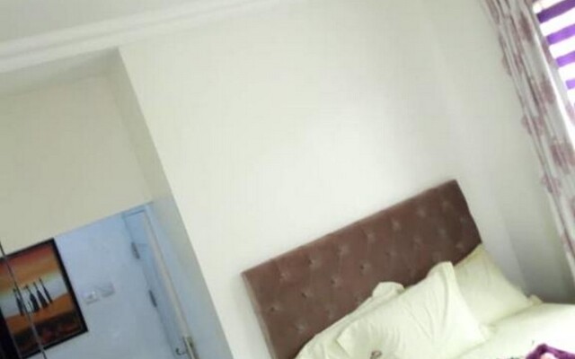 Spa Lavender Suites Hotel