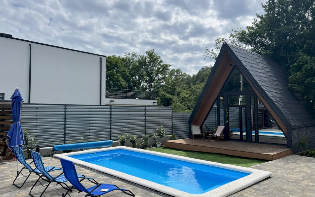 Частный дом 450 А-фрейм Лимон с тёплым бассейном и баней